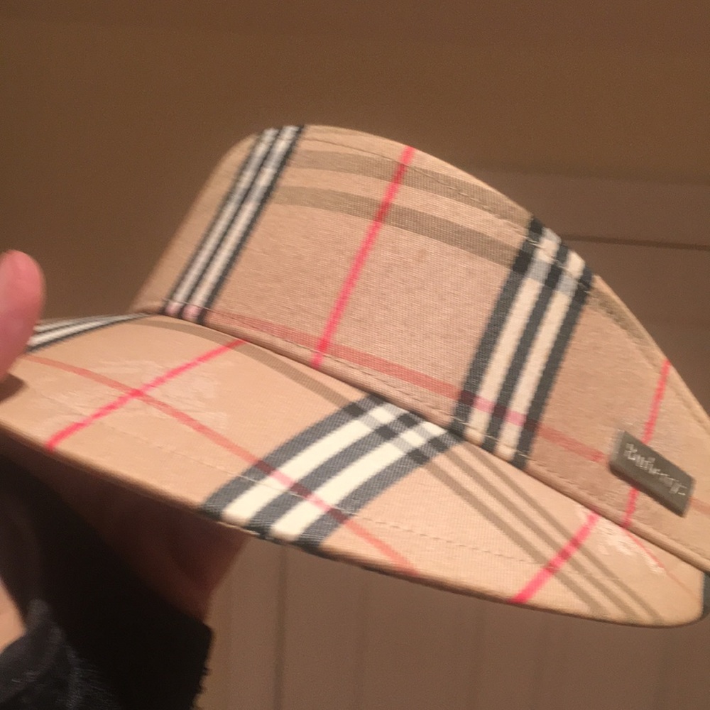 Burberry Visor Nova check adjustable beige black red ivory